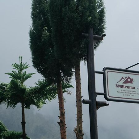 Sm Bromo Hotel Probolinggo Exterior photo